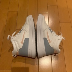 スニーカー23cm500円の画像