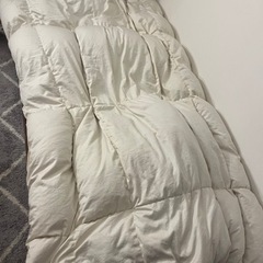 羽毛布団　シングルサイズ