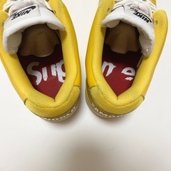 supreme × NIKE SB  AIR FORCE 2 yellowの画像