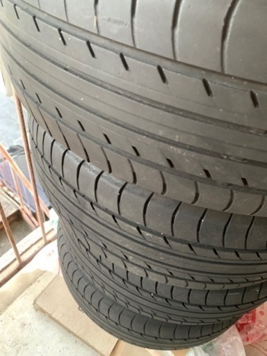 タイヤ　205/55/17