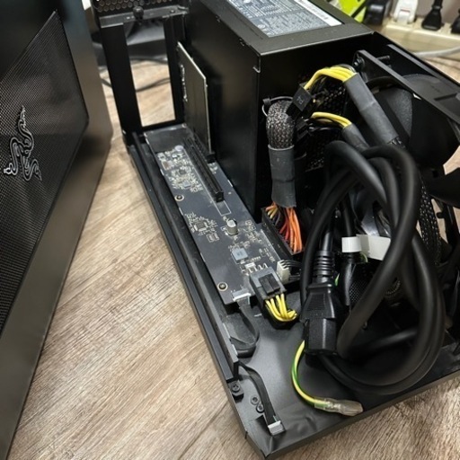 ★最終お値下げ価格★Razer core x chroma 外付けGPU！