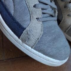 PUMA 26.0cm 傷ありの画像
