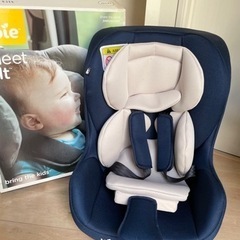 新品同様 ＊ joie ジョイー KATOJI チャイルドシート...