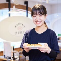 【日払いOK】週1日2h～勤務可能☆渋谷餃子のホールスタッフ♫の画像