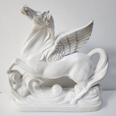 白い天馬(ペガサス) 置物