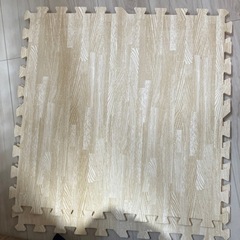 ジョイントマット　　60㎝✖️60㎝　（仮決定状態です）の画像