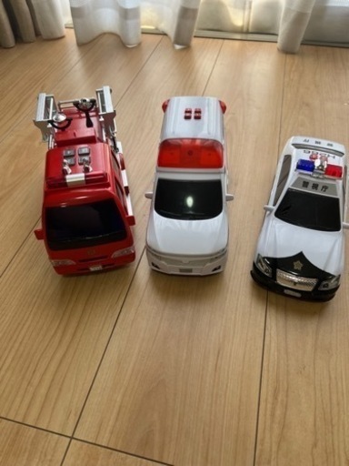 消防車　救急車　パトカーセット