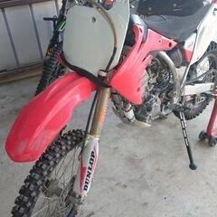 CRF150R2 完全な大人仕様