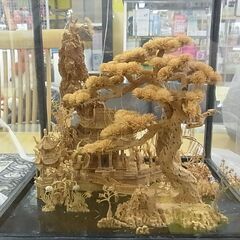 コルク細工　置物　ガラスケース入り　細密　彫刻　オブジェ　鶴　風景　中国美術　インテリアの画像