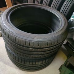 中古タイヤ2本　 245/40R19【別途料金で組換えもOK！】の画像