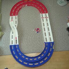 TAMIYAミニ四駆オーバルホームサーキット限定商品赤白青216cm×120cmの画像