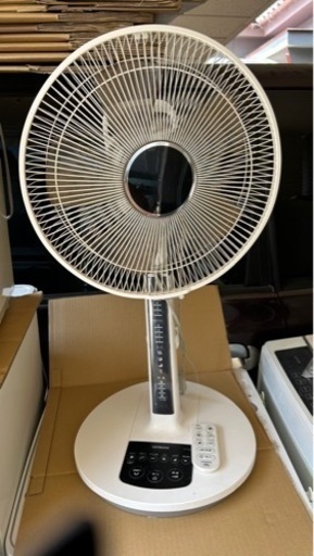 ✨激安価格✨日立‼️入切タイマー付‼️扇風機‼️リモコン付‼️定価 約17000円程✨