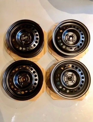 未使用品　ホンダ　フィット　15インチ　純正スチールホイール　4本セット