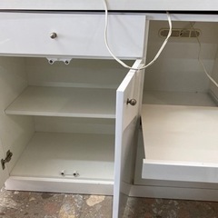 【SALE】食器棚  中古 リサイクルショップ宮崎屋住吉店23.7.28kの画像