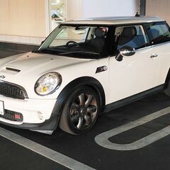 ★車検たっぷりR7/5★H22年 BMWミニ クーパーS★社外サ...