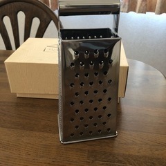 チーズ　おろし器