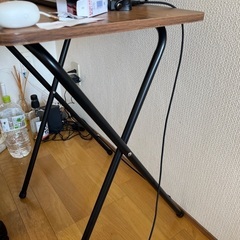 折りたたみ机
