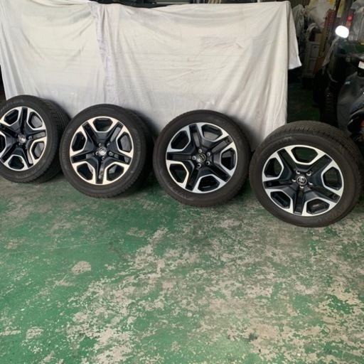 トヨタ　ＲＡＶ４　純正アルミホイール　中古