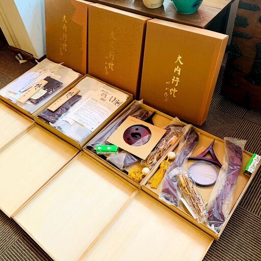 大内行燈 岐山作 絹二重絵 山水 つた高盛蒔絵 など合計４点