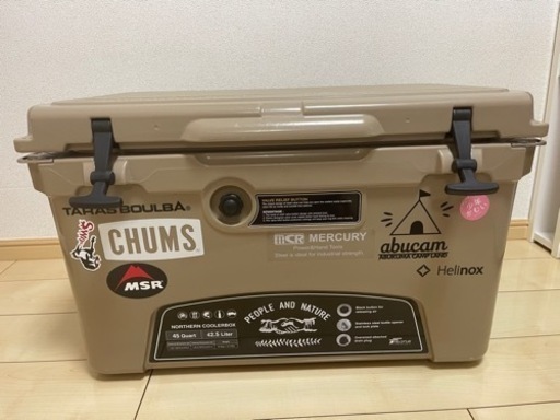 アウトドアクーラーボックス