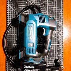 マキタ充電式空気入れ18V（お譲り先が決まりました。ありがとうございました！)の画像