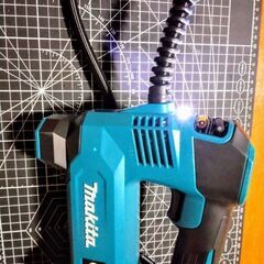 マキタ充電式空気入れ18V（お譲り先が決まりました。ありがとうございました！)の画像