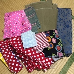 布　はぎれ　まとめてあげます。