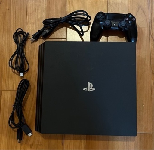 美品　PS4本体　コントローラー付き