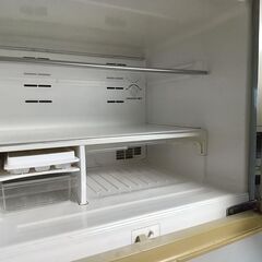 ３ドア冷蔵庫の画像