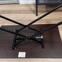 昇降式テーブルの画像