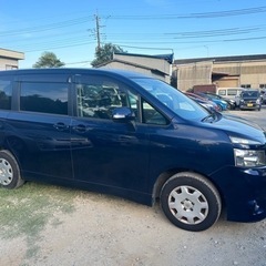 トヨタヴォクシー平成21年車　83,856kmの画像