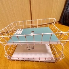 書類トレー