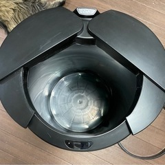 【取引中】Zita 自動ゴミ箱 ブラックの画像
