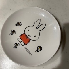 プラスチック製ミッフィー皿