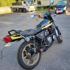 Z400FX国内売れました。