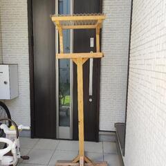 鳥の餌台の画像