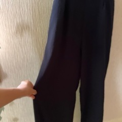サロペット　オーバーオール　柔らかい生地　の画像