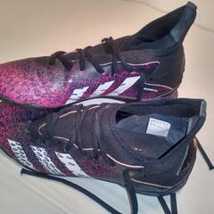 adidas　サッカー　トレーニングシューズ 24.5㌢【駅渡し可】