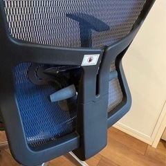 オフィスチェア　リクライニング機能付きの画像