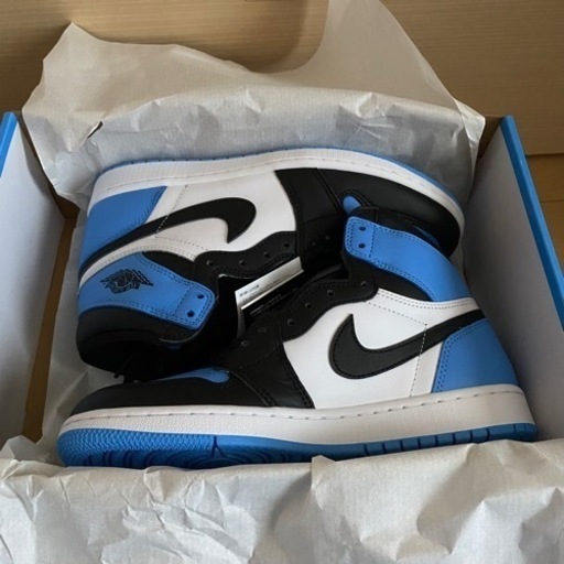 NIKE エアジョーダン １university Blue 26.5