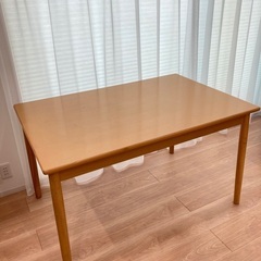 【値下げ】木製ダイニングテーブル