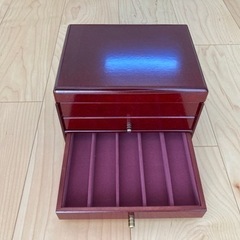 【決まりました】【値下げ】ジュエリーボックス ワインレッド 未使用の画像