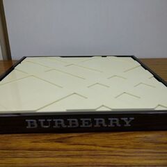 【BURBERRY】ディスプレー台