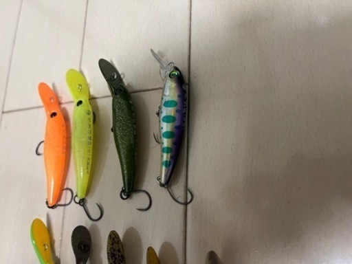 エリアトラウト　ミノーセット　月虫やトッピングフード有り‼️ エリアミノーイング