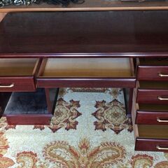 アンティーク家具の両袖机(デスク、ワークデスク）