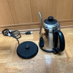 電気ケトルの画像