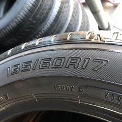 195/60R17 ダンロップ　　取り付け無料の画像