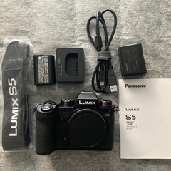 Lumix S5 ボディーのみ (8月10日まで)の画像