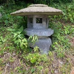 石灯篭、石柱