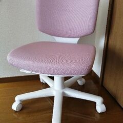 ★値下げ　デスクチェア　イトーキ　YL2　桜色